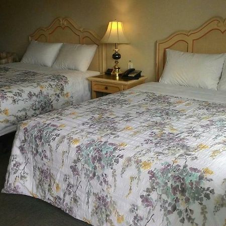 Round-Up Motel Clinton Zewnętrze zdjęcie